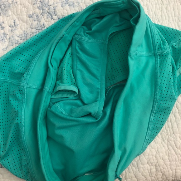 Lululemon speed shorts 6 Bali Breeze - Picture 5 of 5